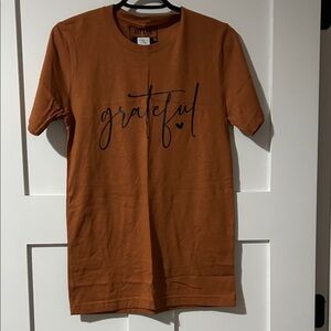 Grateful Graphic Tee in Pumpkin